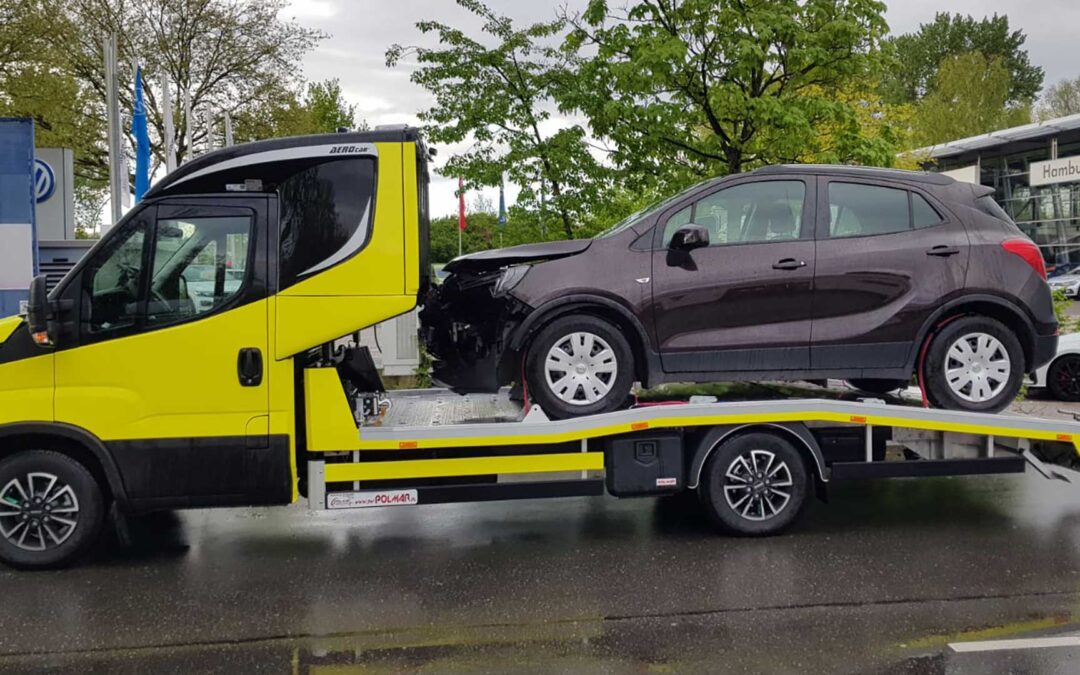 Auto wird nach Panne abgeschleppt – zuverlässiger 24h Abschleppdienst & Pannenhilfe aus Glinde bei Hamburg. | Samochód odholowywany po awarii – niezawodna pomoc drogowa i holowanie 24h z Glinde koło Hamburga